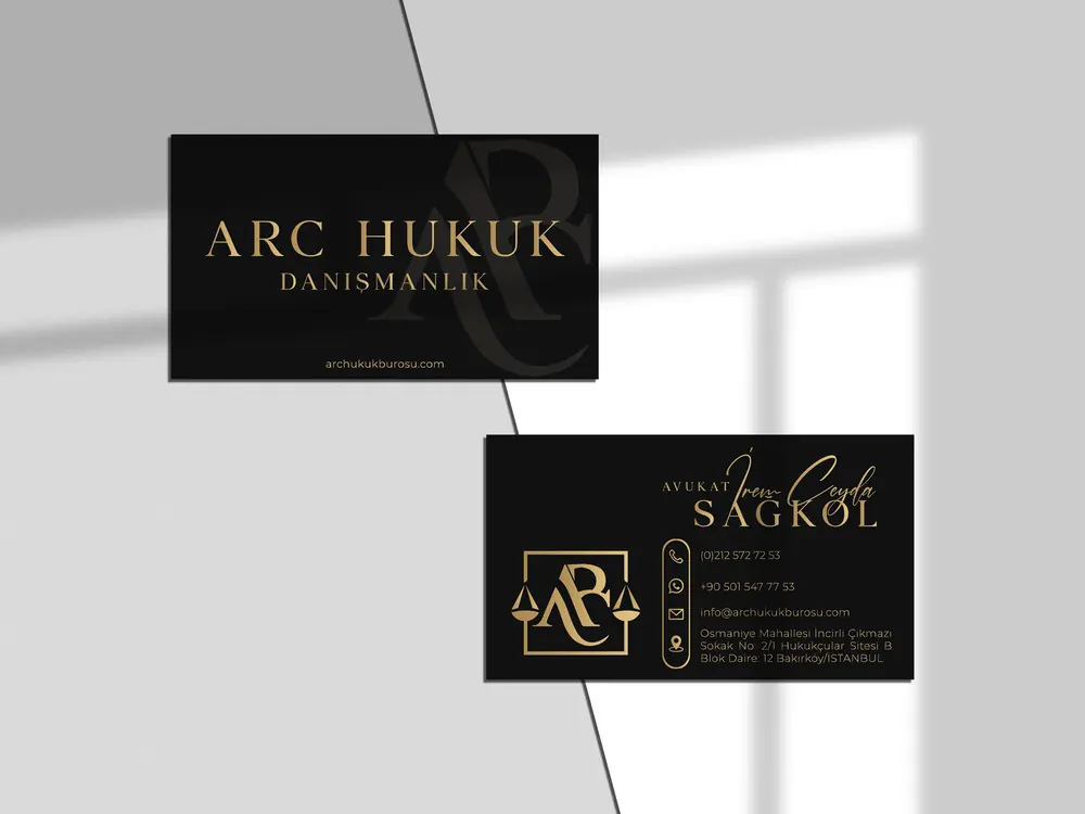 ARC Hukuk Danışmanlık siyah zemin üzerine altın yazılı kartvizitler